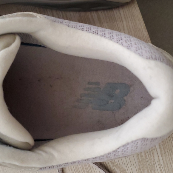 New Balance Women's Athletic Walking Running Shoe - Picture 6 of 7